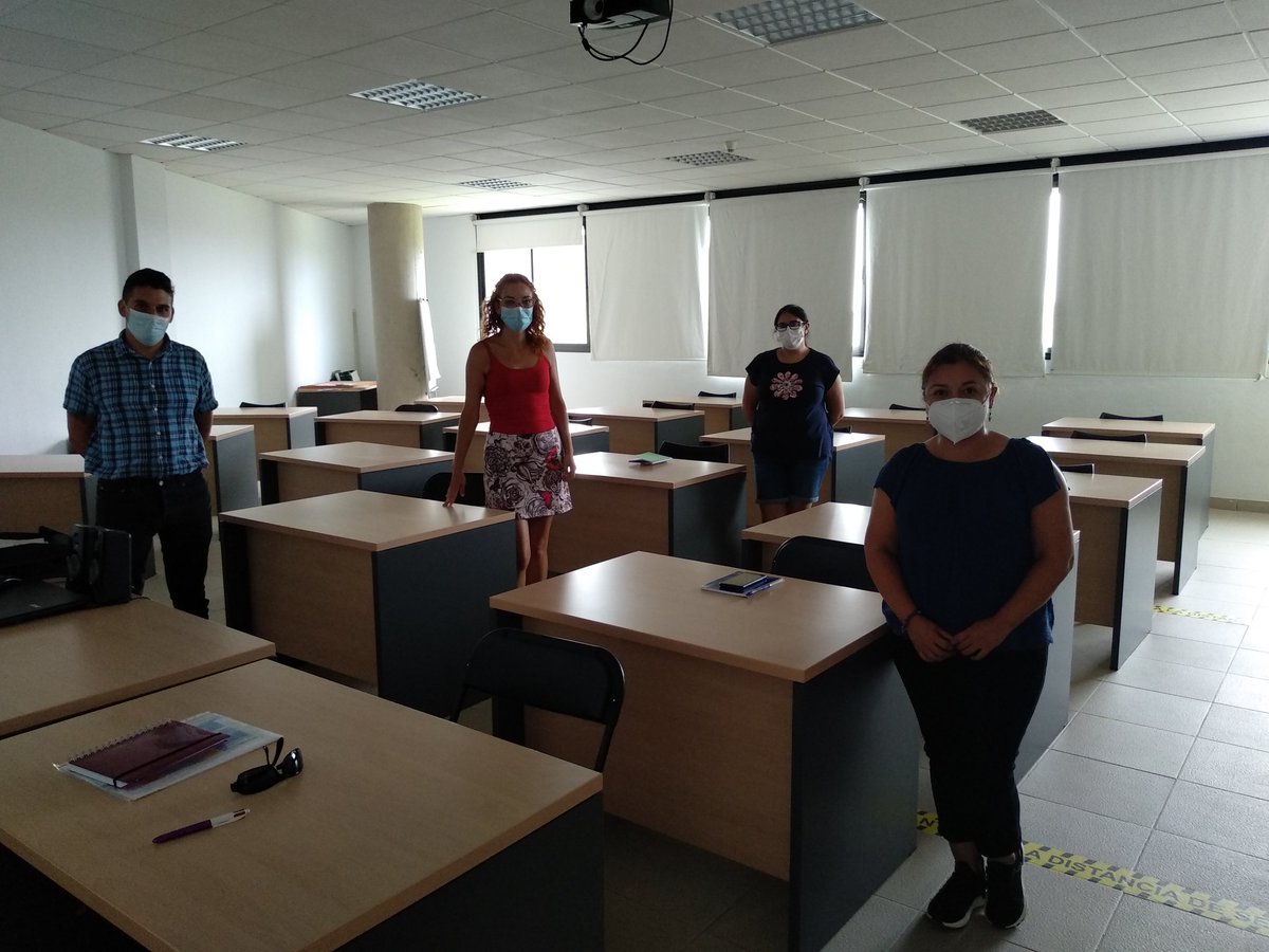 pgonzalez_ecca's tweet photo. Buenos días! Queremos agradecer al equipo del Proyecto OPEA PLD del ayuntamiento de @adeje, por reunirse con nosotros para poder seguir trabajando en alianza. Muchísimas gracias! Me he sentido como en casa! @radioecca siempre al servicio de todos y todas. #ElijeTuCaminoECCA https://t.co/Rv6sD4zzyi