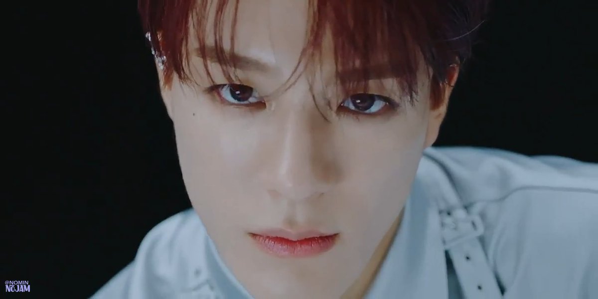 Nomin_nojam's tweet photo. ชอบมากสายตาที่สะกดคนได้แบบนี้ 👏💚

#JENO #제노
#JAEMIN #재민
#NCT2020_RESONANCE
#NCT2020_YearParty https://t.co/8GPXJDg2hc
