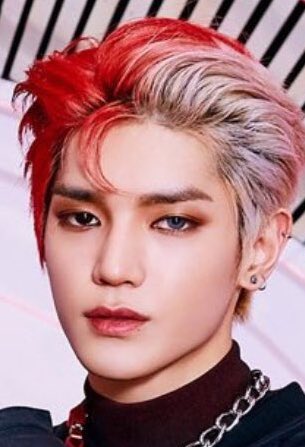 poonnx's tweet photo. ตาสองสีนี้มีที่มายังไงคะคุรแทยง คุรชิตพล  !!! #taeten
#nct2020
#NCT2020_YearParty https://t.co/1kTojIyoKl