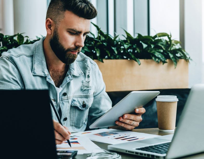 ThinkBig, Edutech spécialisée dans les cours à distance, lance depuis Carros une nouvelle formation à destination des entrepreneurs. #Nice06 <a href="/YannDarwin/">Yann Darwin</a> #thinkbig <a href="/GreenbullGroup/">Greenbull Group</a> 
avenir-cotedazur.net/entreprises_73…