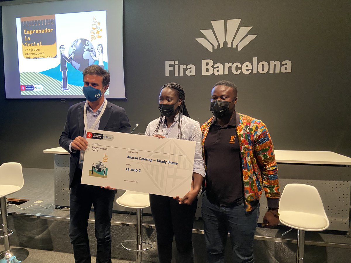 barcelonactiva's tweet photo. Gastronomia amb aprenentatge! @abarkacatering neix en la cultura mandinga i és el nom del projecte guanyador del programa. Khady Drame amb un innovador servei de càtering crea oportunitats laborals per a persones emigrants i promou les cultures africanes en l'economia (12.000 €) https://t.co/CjppYd5bVP