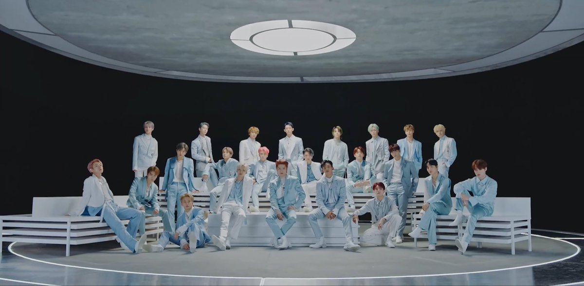 ngocvy_07's tweet photo. Thật đẹp trai rất tẹt vời. Chúc một ngày tốt lành!!
#NCT2020_YearParty https://t.co/f1l3y25B7G