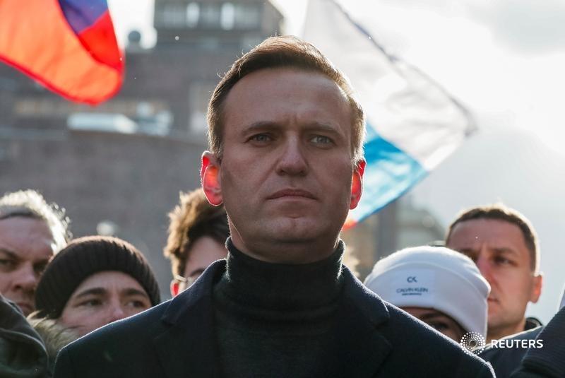 Navalny cloud may yield green energy silver lining https://t.co/sorKmFeRJe @dasha_reuters @gfhay https://t.co/RUlaMeUxpo