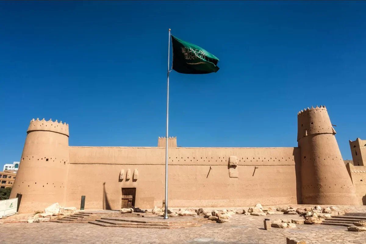 3DNFC's tweet photo. ٩٠ عام ، ومن هنا كانت البدايه 🇸🇦 https://t.co/Ky61lnHOJb