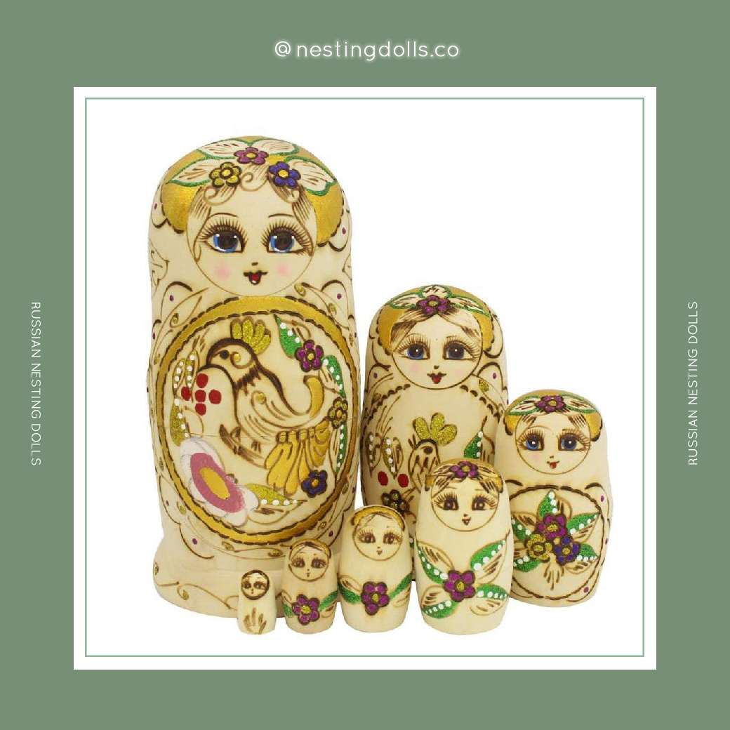 Wooden Russian Matryoshka Nesting Dolls 7 Pieces NOW ON SALE ONLY $48.99 (U.P $97.99)⠀⠀ Shop now: nestingdolls.co/collections/ma…