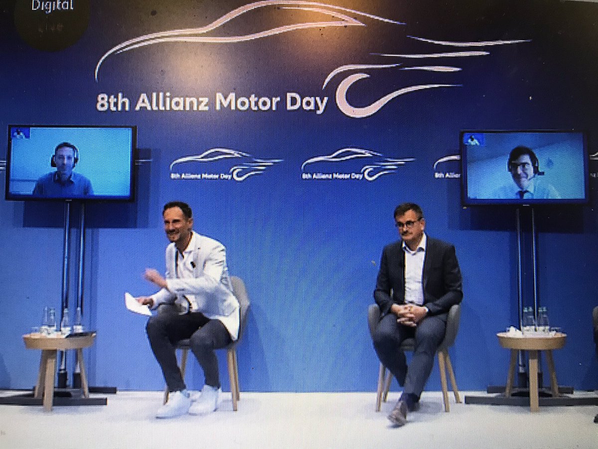 MfHulin's tweet image. [#Allianz Motor Day]
@PierreVaysse @allianzfrance répond aux journalistes internationaux depuis Paris #cyber #voiture #connectee #ecosysteme #vehiculeAutonome