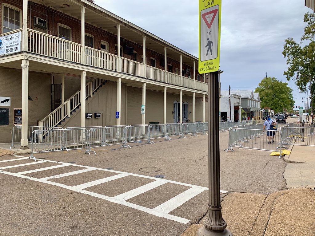 VisitOxfordMS's tweet photo. The Square will look a little different next time you come around. Outdoor dining is coming‼️ #WIP #VisitOxfordSafely #VisitMSResponsibly https://t.co/EFdyHau1c0