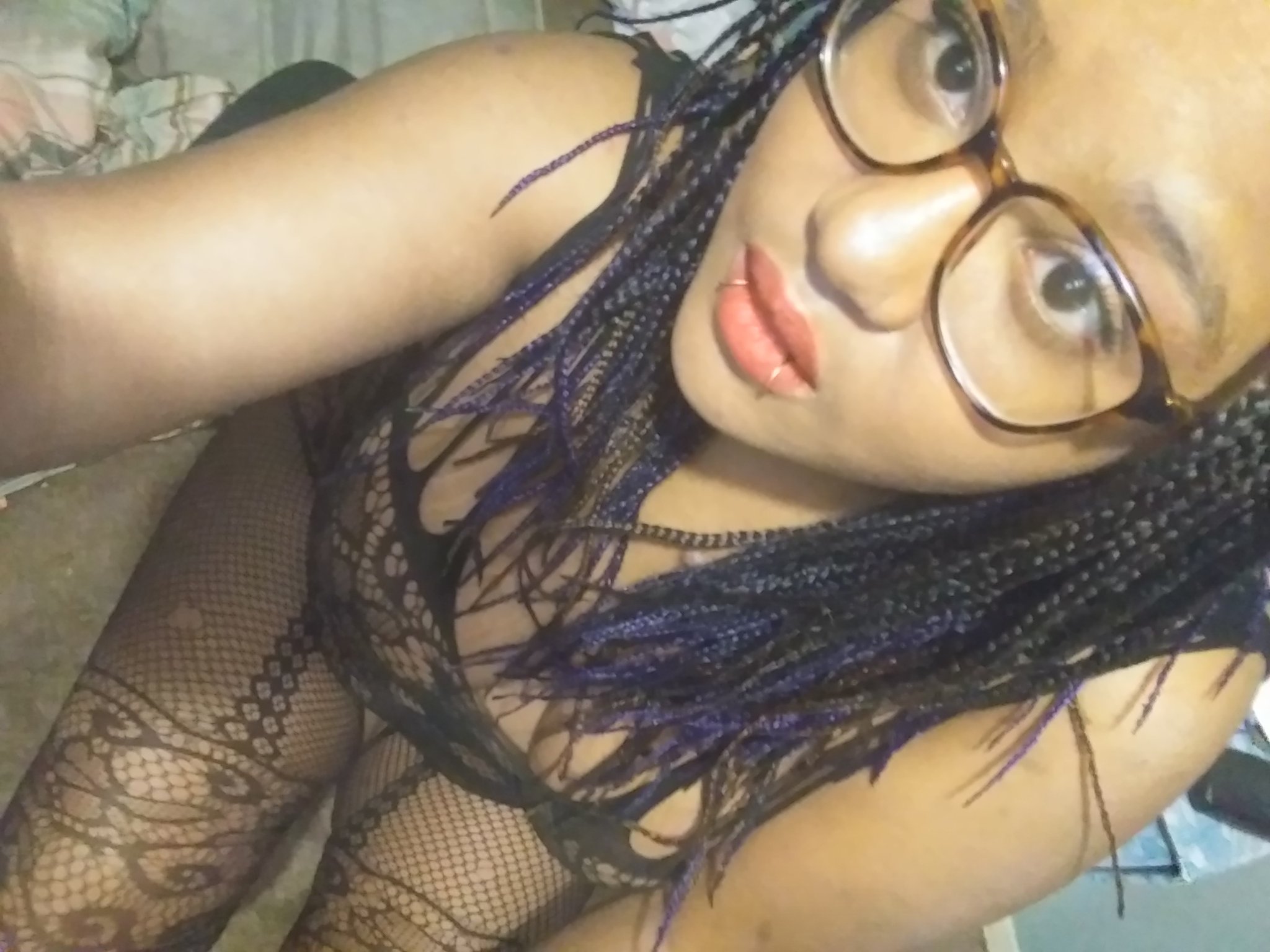 1 pic. Can I sit in your lap daddy? 🥰 https://t.co/xJCTxGAu1H 20% off to the next subs 😘 https://t.co/la5LCSvEE5
