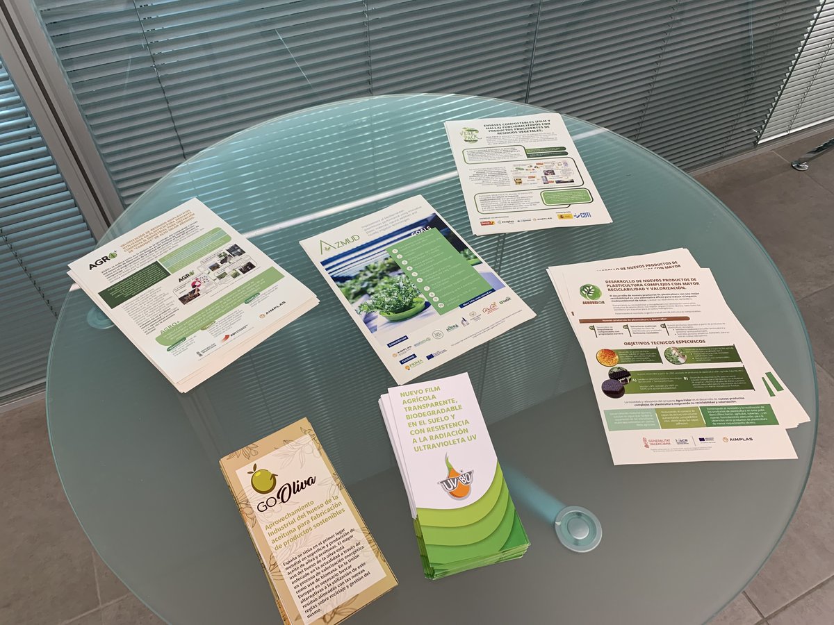 aimplas's tweet photo. En la jornada de #Plasticultura hemos presentado los proyectos de #GOOliva, #AZMUD, #Agro+, #AGROVALOR y @Agrimax_EU. https://t.co/5F3vsfJWzP