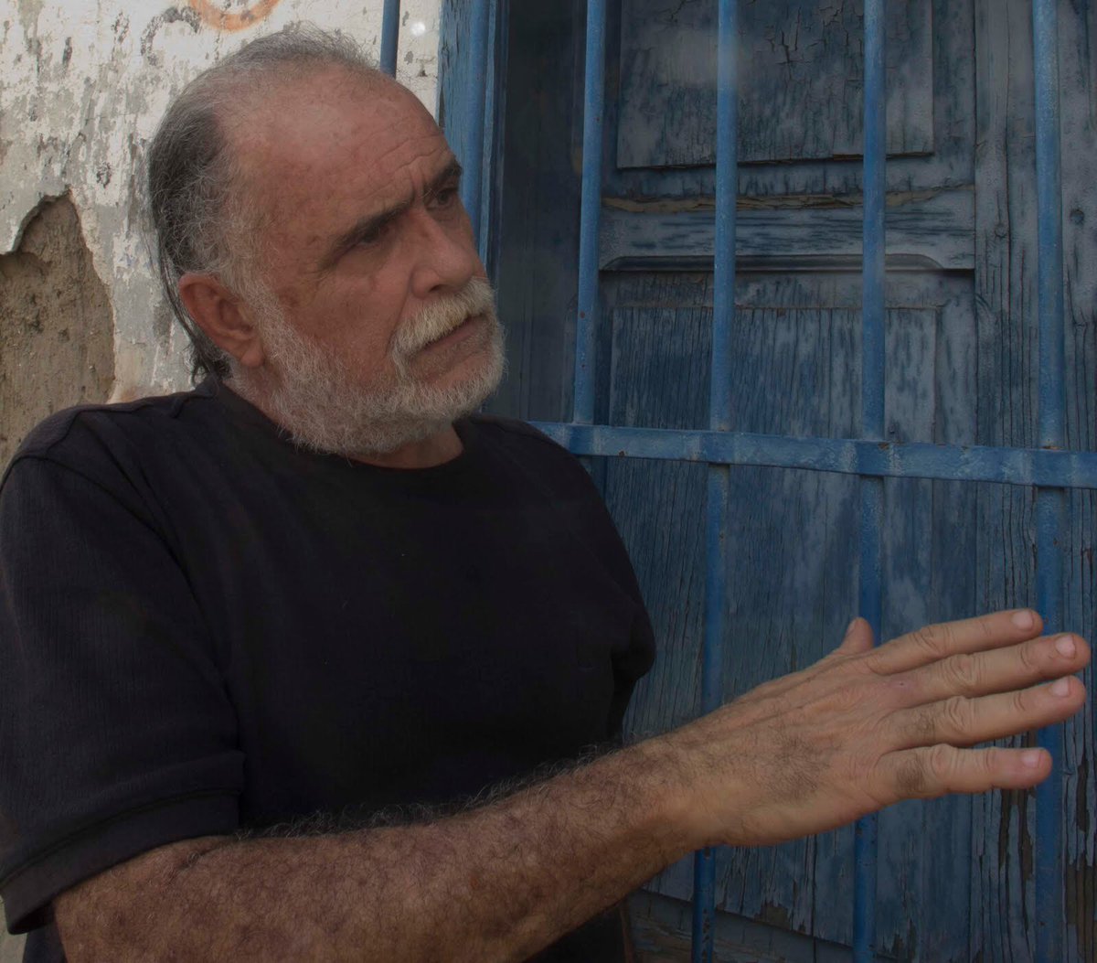 "Si algún deber tiene el escritor es el de ser, de alguna manera, la conciencia y la voz de la época y eso lo obliga a estar siempre a contracorriente (...)"

— #HarryAlmela

Aniversario de su nacimiento
Caracas 22 de septiembre de 1953.