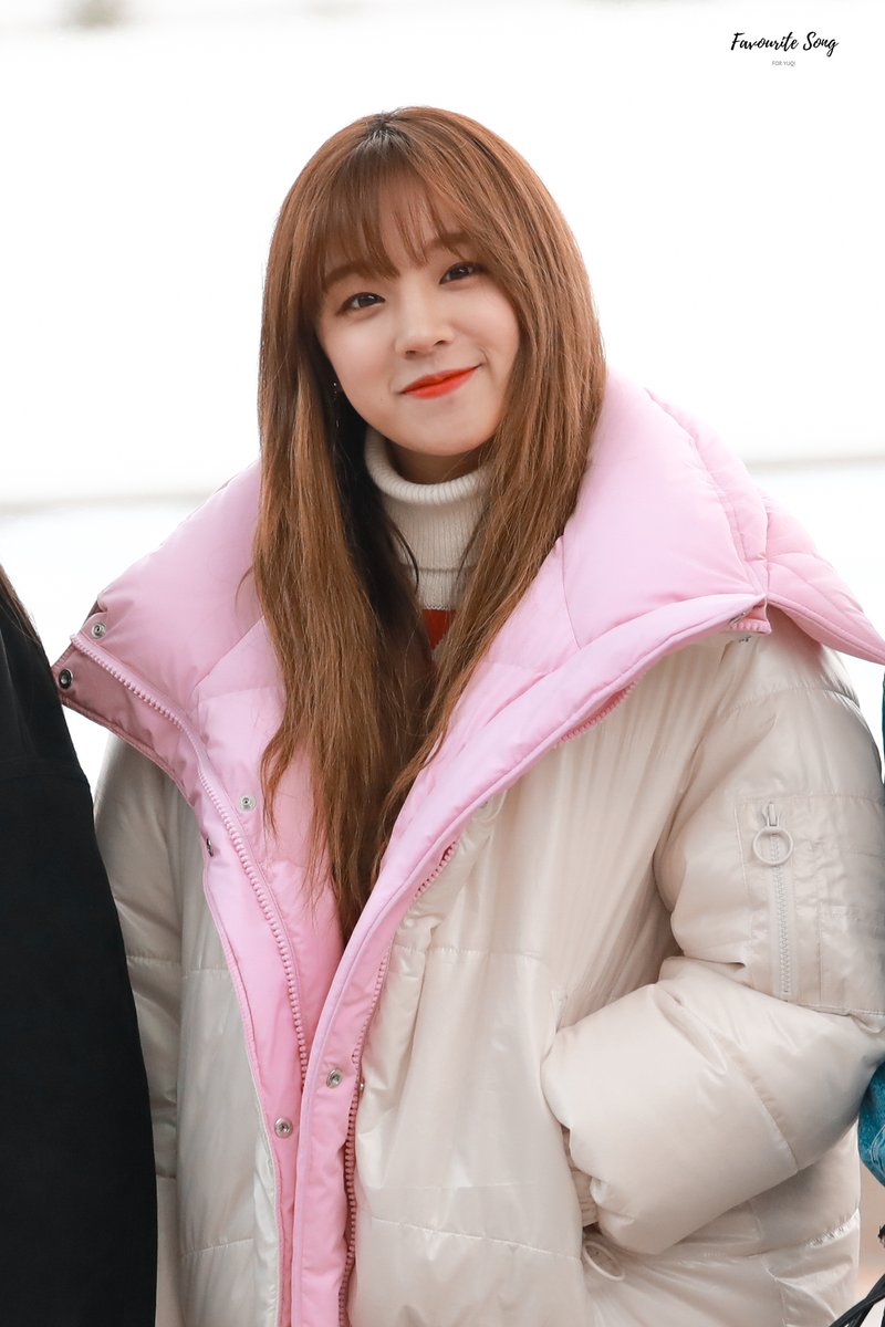 favouriteSYQ's tweet photo. Happy Birthday, little cutie!

#YuqiYouareDoingGreat
#YuqiAStarIsBorn
#북경강아지_송우기_생일축하해

#YUQI #GIDLE #여자아이들 https://t.co/lVOHfd9lOz