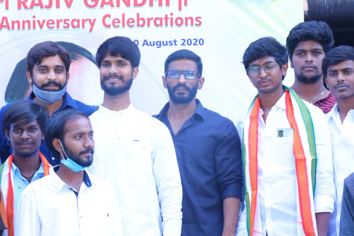 VenkatBalmoor's tweet photo. Today students from Badangpet AND Chaitanyapuri joined @nsui, at Gandhi Bhavan. @TSNSUI @guptar @Neerajkundan https://t.co/ClBG1MOed6