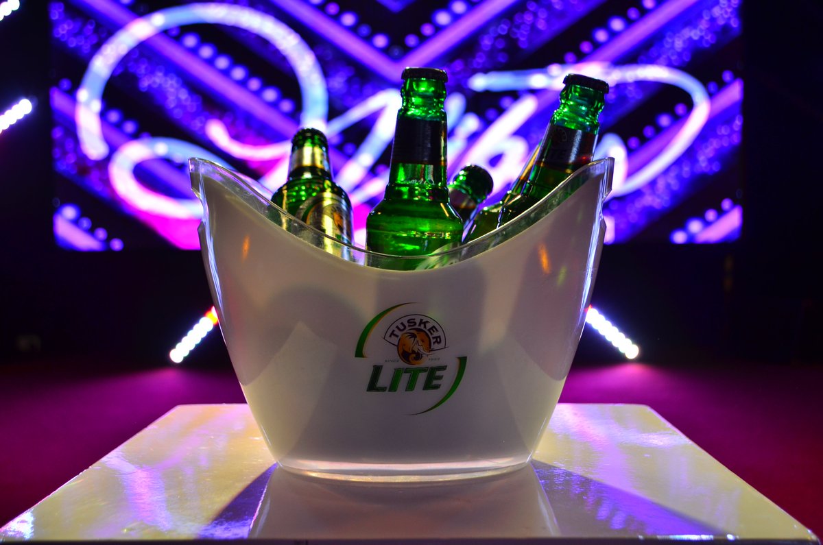 IzyCaption's tweet photo. @TuskerLager making the lights glow..
@tuskermaltug
@TuskerLager
@izyphotography1
#captiondat https://t.co/chvWSb4KQY