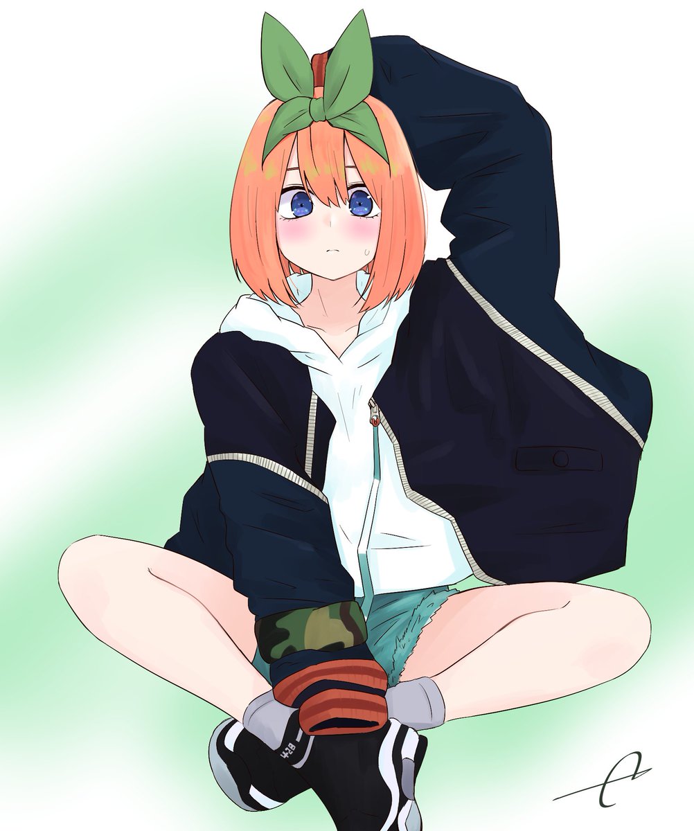 nakano yotsuba 1girl solo eyebrows hidden by hair signature hood sleeves past wrists socks  illustration images