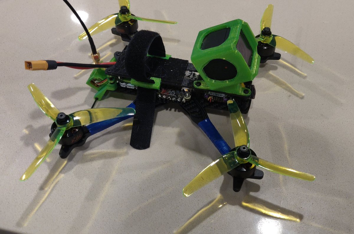 hoverbillfpv's tweet photo. The smoke is gone and I finally finished this new 5". Now if the rain could leave for a second I can get to flying.. https://t.co/sroTDKZEX9