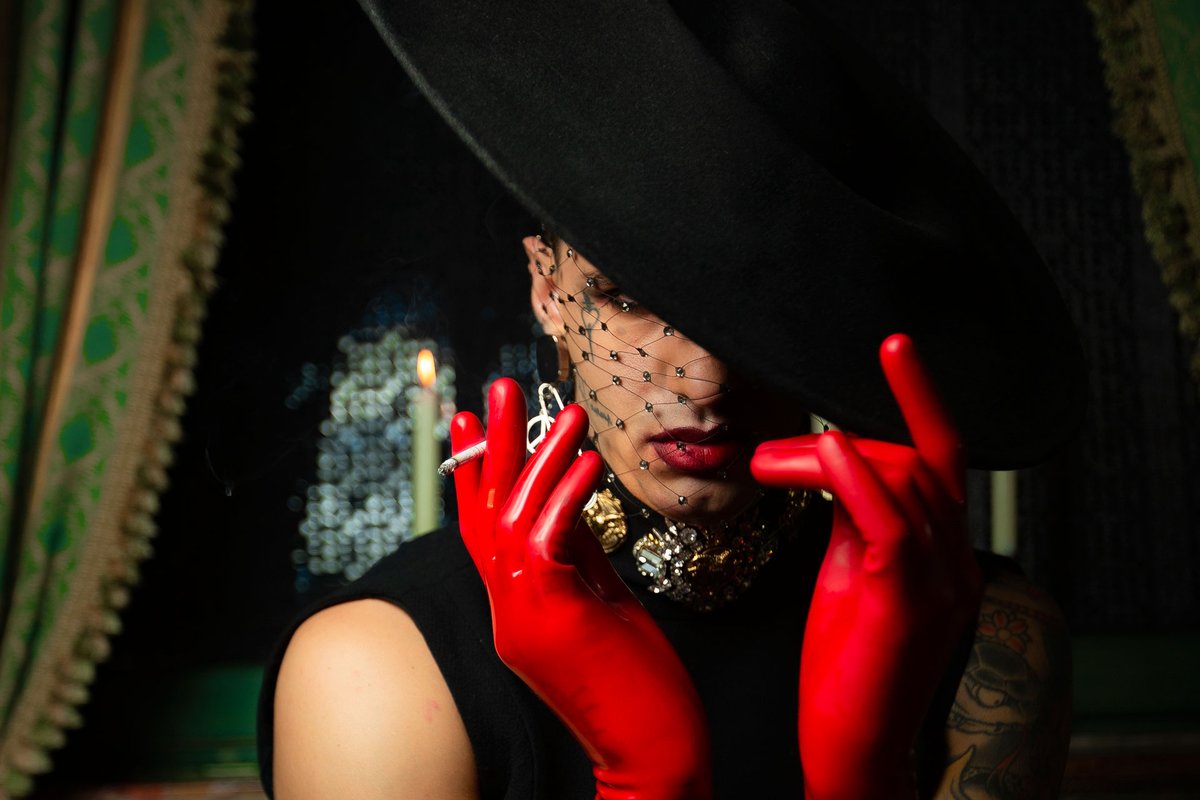 Achille Lauro è Maleducata, non esistono le cose da femmina maximitalia.it/achille-lauro-…