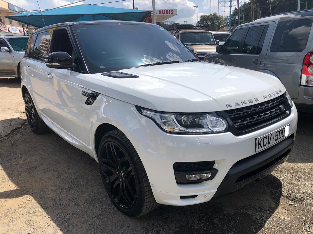 AutosHampton's tweet photo. Range Rover Sport HSE Autobiography Dynamic, 2014, Metallic Pearl White, Full Panoramic Roof, Black and Brown Leather Seats and Brown Leather Interior, State of the Art Entertainment System, 3000cc, Supercharged Engine, Petrol, Multi-Function Steering Wheel, #RingtonesRangeRover https://t.co/XbEy0fFNDz