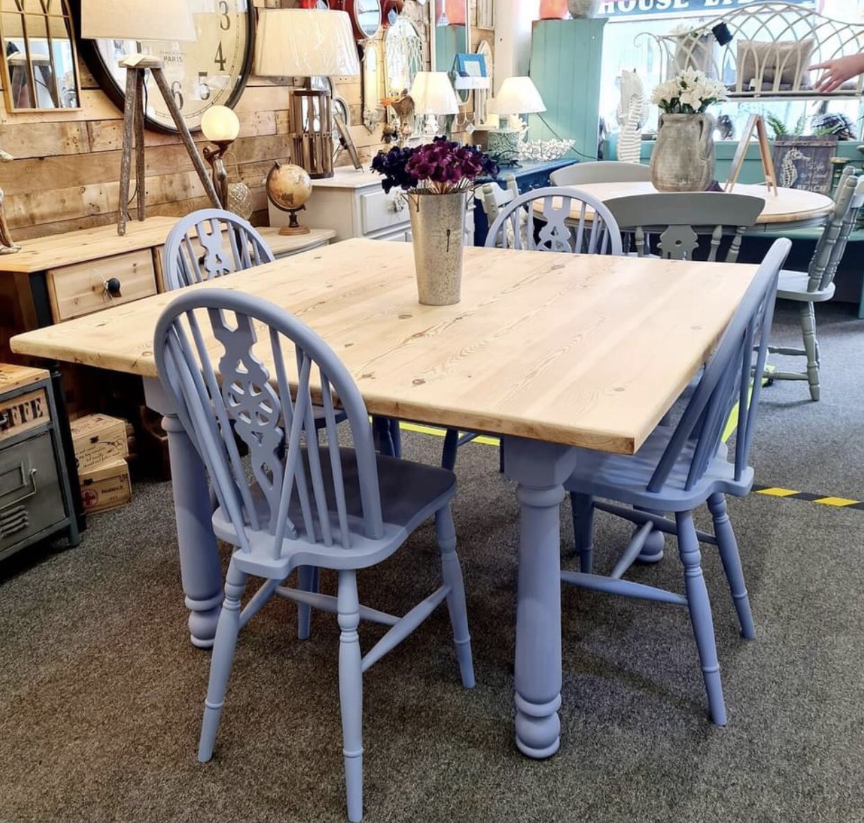 Upcycle 2024 pine table