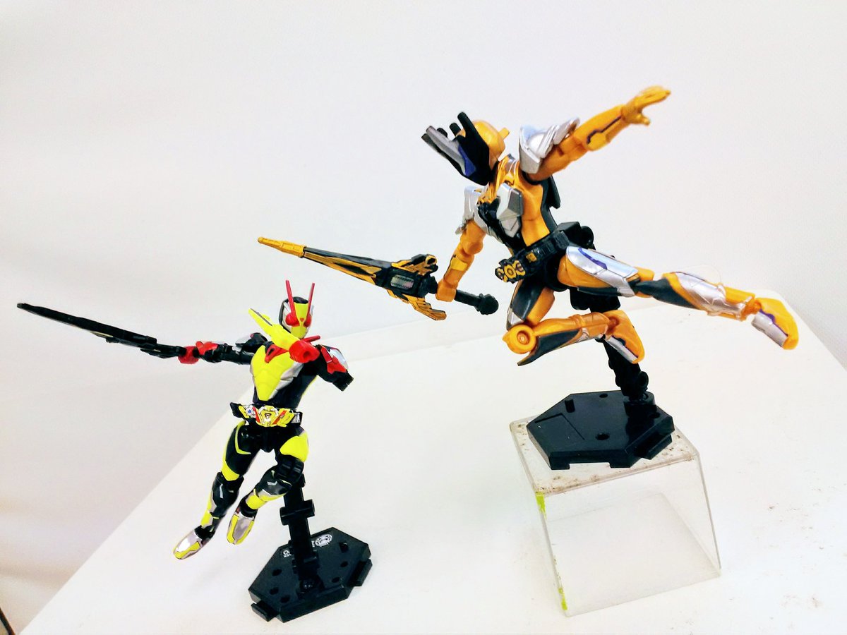 AshLinx3's tweet photo. 『私が負けるなど1000%ありえない』
.
#仮面ライダーサウザー
#仮面ライダーさうざー
#MaskedRiderThousar
#仮面ライダーゼロワン
#仮面ライダーゼロツー
#仮面ライダーゼロワンホッピングカンガルー
#MaskedRiderZeroOne
#MaskedRiderZeroToo
#社長対決
#ZAIAenterprise
#HIDENintelligence https://t.co/kyADpVAduk