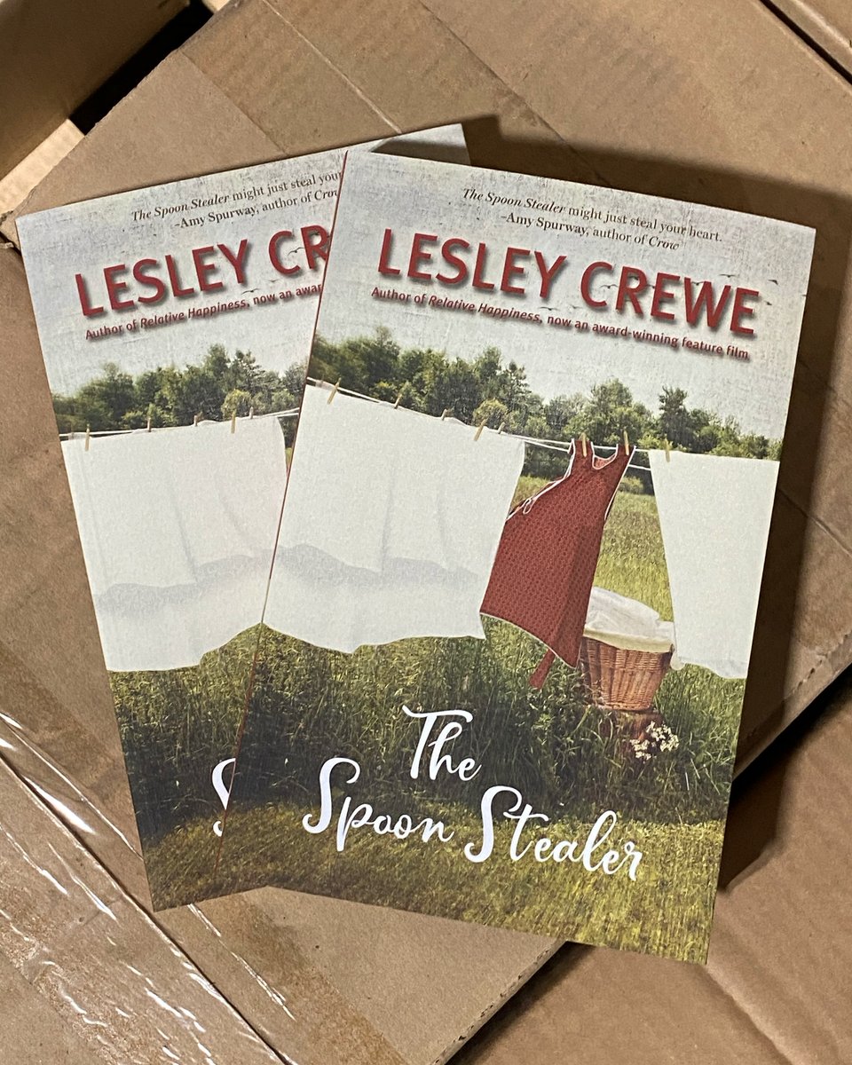 It’s finally here!! The latest arrival in our warehouse is celebrated author @LesleyCrewe‘s highly anticipated new release “The Spoon Stealer”! Humorous and heartfelt, it makes for a perfect autumn read! #ReadLocal