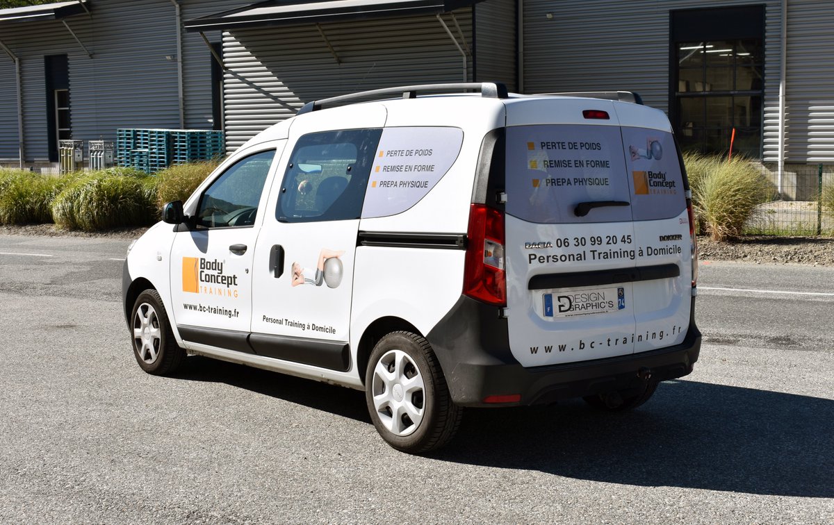 DesignG73's tweet image. #Flocage d'un Dacia Dokker et pose de #microperf sur les vitres pour Body Concept Training, coach à domicile. 
#impression #LettrageDecoupé #logo