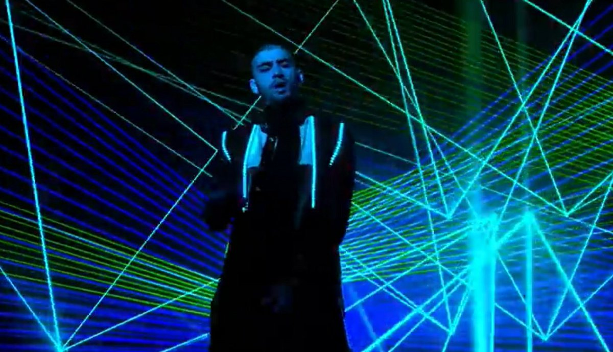 zayn visuals on like i would music video–a very short thread.