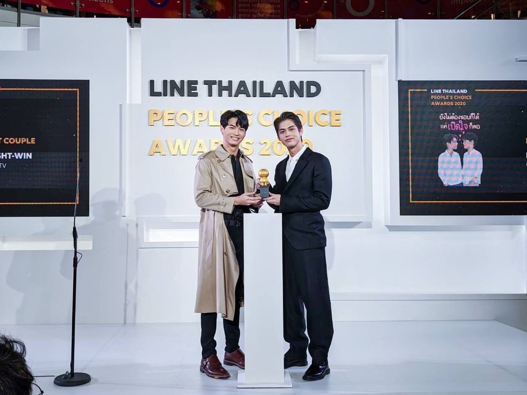 winmetawig's tweet photo. Congratulations 💚
#WinGallery #วินเมธวิน
#Winmetawin #Bbrightvc #Snowballpower
#LINETHPeoplesChoiceAwards https://t.co/m7VkbkLcGO