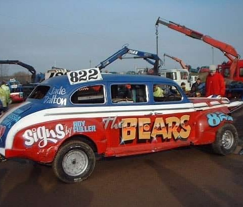 BearsBanger's tweet photo. We really need Banger fans to sign and share the petition, to save Manchester's Belle Vue stadium.

Please sign here ➡️ https://t.co/UytFl1ERMC

Thank you everyone 👍 https://t.co/WlVUAF39XJ