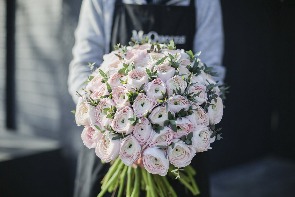 We’re delighted to announce that Hayford &amp; Rhodes has joined the McQueens Flowers family! Read more on the journal here bit.ly/2FWB0IE #industrynews