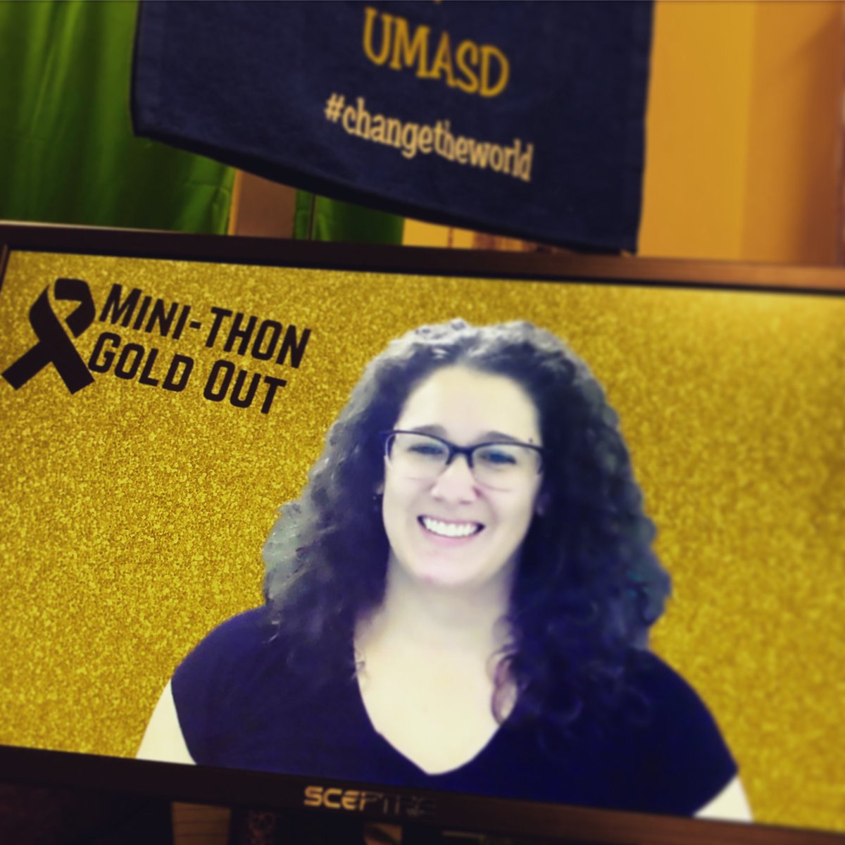Good ☕️ morning and Gold🎗 morning <a href="/UpperMerionSD/">Upper Merion Area School District</a> <a href="/umminithon_/">UM Mini-THON</a>