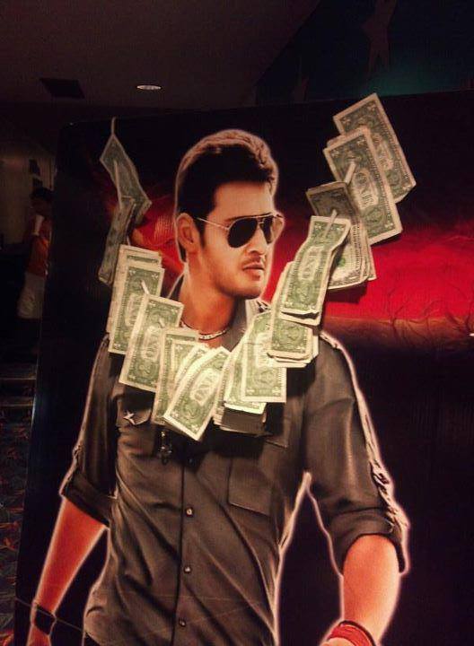onlymaheshfans's tweet photo. Million dollar babu 😎
#9YearsForIndustryHitDookudu  #SarkaruVaariPaata @urstrulyMahesh https://t.co/f8JgXZR1f6