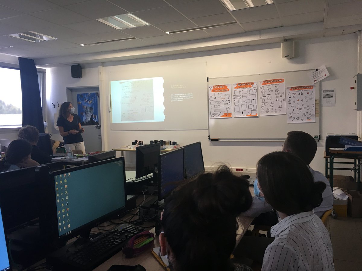 Valprof1's tweet photo. Lancement de l'après-midi Sketchnoting avec Sophie ALLAIN de Canopé.
#Prisedenotes #Sketchnoting https://t.co/7x7Zl1RGcg
