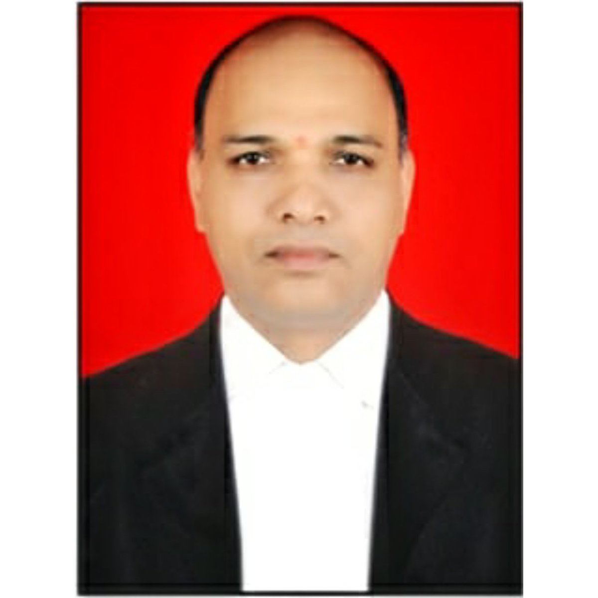 Nglc_official's tweet photo. Mr. Hemantkumar Dayare 
Mr. Hemantkumar Dayare has consummated his #MasterofArts in #Economics from #puneuniversity besides #LLB from #mumbaiuniversity &amp; subsequently enrolled in the #BarCouncil of Maharashtra &amp; Goa as an #Attorney at Law. https://t.co/tAfwgfhTJ5