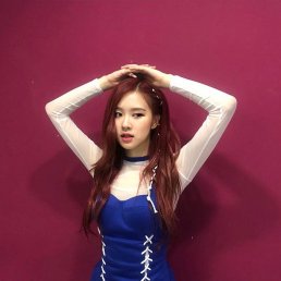 Rosé as among us characters a thread