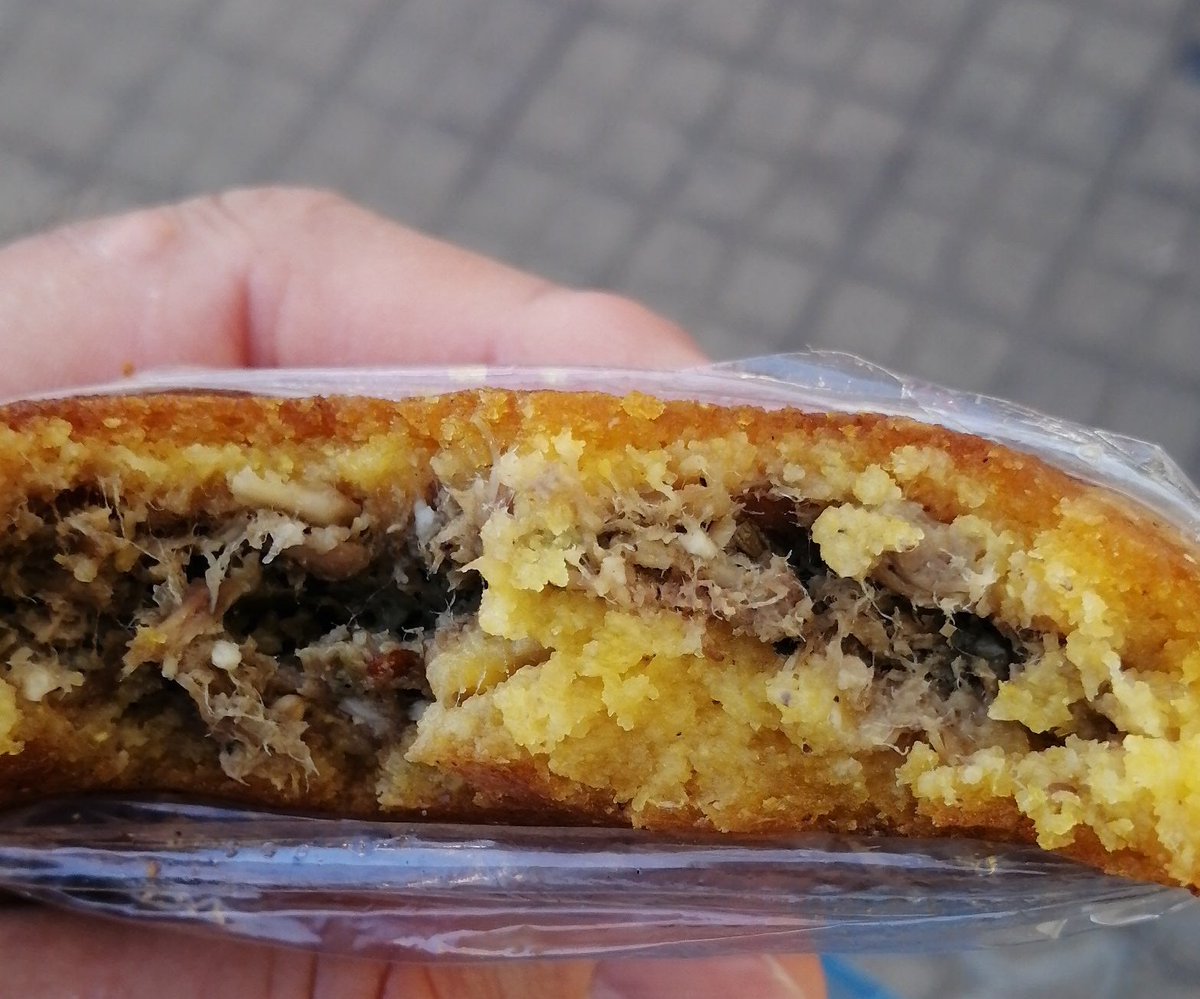 DecanoDecuna's tweet photo. La chipa so'o de las hijas de Ña Feliciana de Fariña son las más ricas del mundo mundial. Decretado y firmado. https://t.co/IKSL2VcGM0