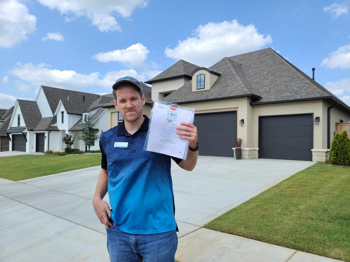Ben from Tulsa Hills Creating opportunities around the neighborhood!!!!! @melphillipsOK <a href="/clauren12/">Cami Henning</a> <a href="/natelove86/">Nathan Love</a>
