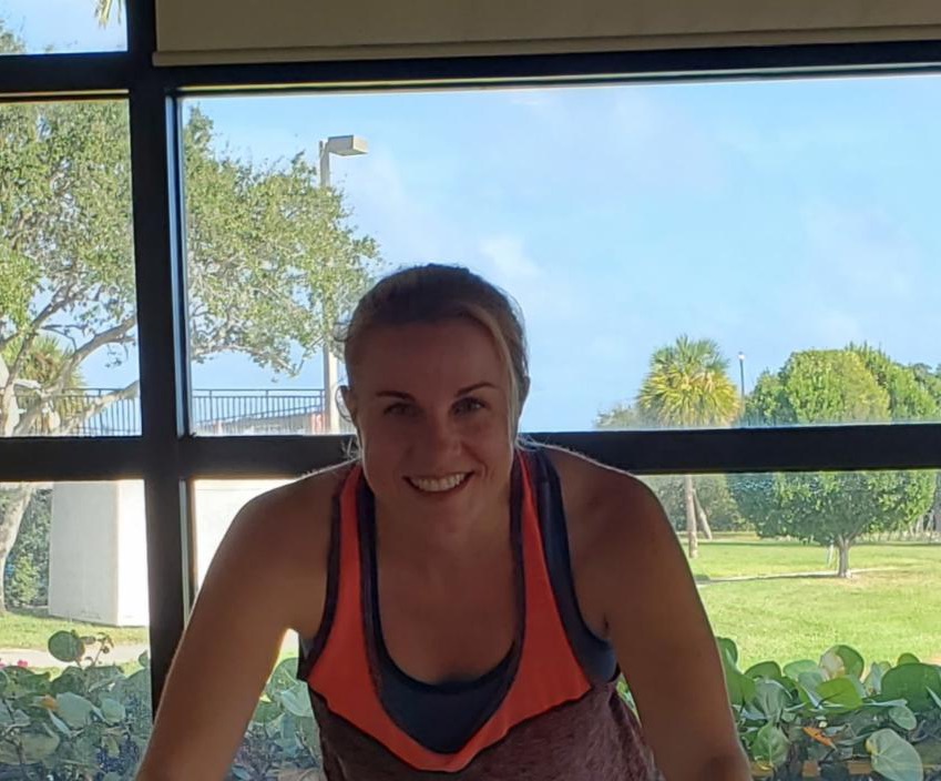 FIUBBCREC's tweet photo. Do you need a lunch time exercise break to make you sweat? Cardio Circuit today at 1PM with Heather B. is the answer. Sign up at https://t.co/N2RCzPu9Uv https://t.co/lGTwSuhQZ0