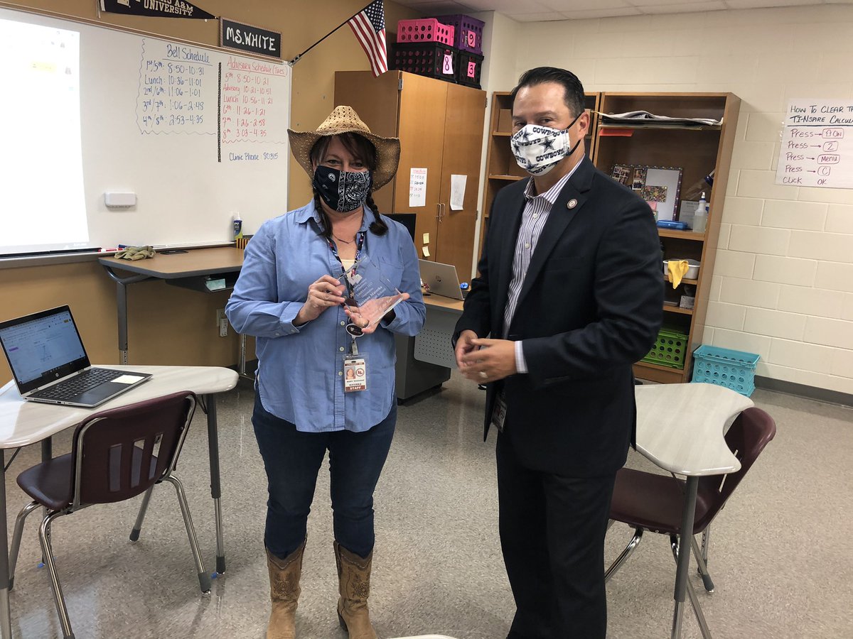 Barry Bacom (@barrybacom) on Twitter photo Thank you <a href="/SouthpawEdu/">Mark Estrada Jr.</a> for stopping by to celebrate the 2019-20 <a href="/LOCKHARTHS/">Lockhart High School</a> Teacher of the Year <a href="/MaiorkaMath/">Suzanne Maiorka</a> ! Thank you <a href="/SouthpawEdu/">Mark Estrada Jr.</a> for stopping by to celebrate the 2019-20 <a href="/LOCKHARTHS/">Lockhart High School</a> Teacher of the Year <a href="/MaiorkaMath/">Suzanne Maiorka</a> !