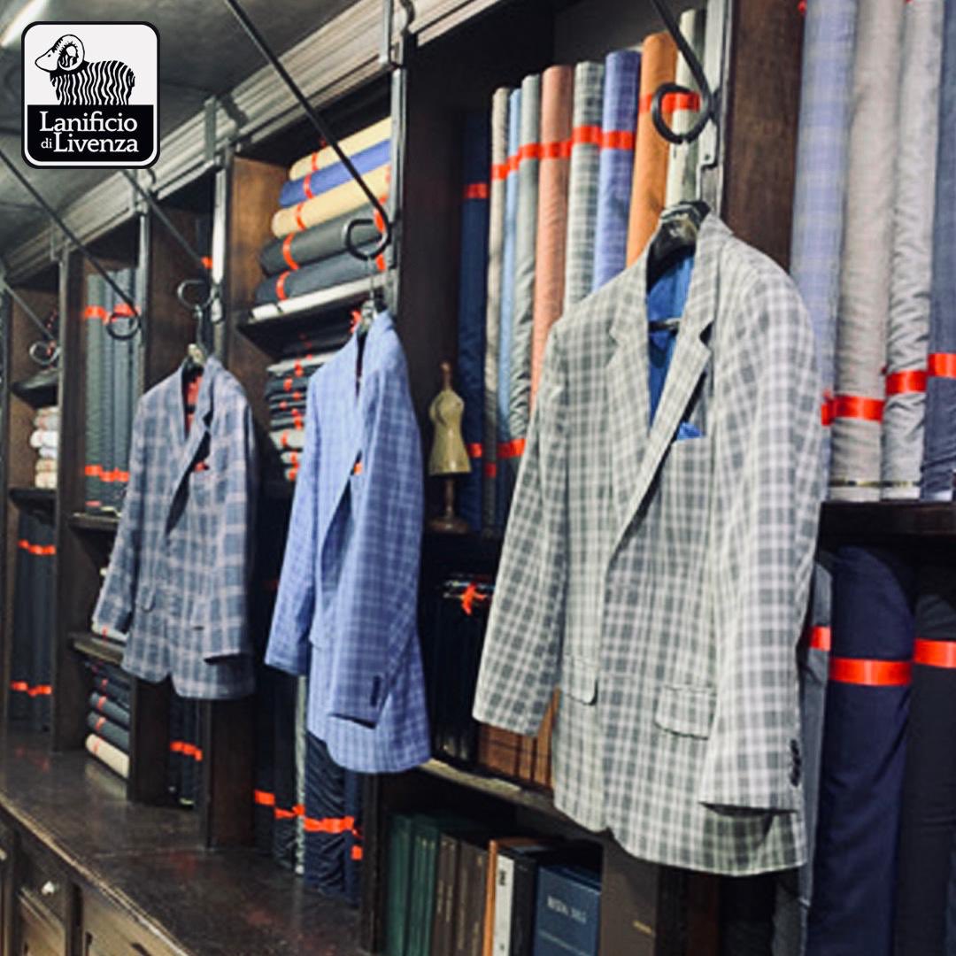 LLivenza's tweet photo. Un blazer se puede combinar del mil formas, todo depende de tu estilo y de lo que más te guste.⁣
⁣Haz tu cita por WhatsApp 5534-4502 y te creamos tu blazer adecuado.⁣
⁣#blazer #outfits #outfitinspiration #menoutfit #modahombre #modaguatemala #guatemala #menswear #ropahombre https://t.co/x4OiknDas3
