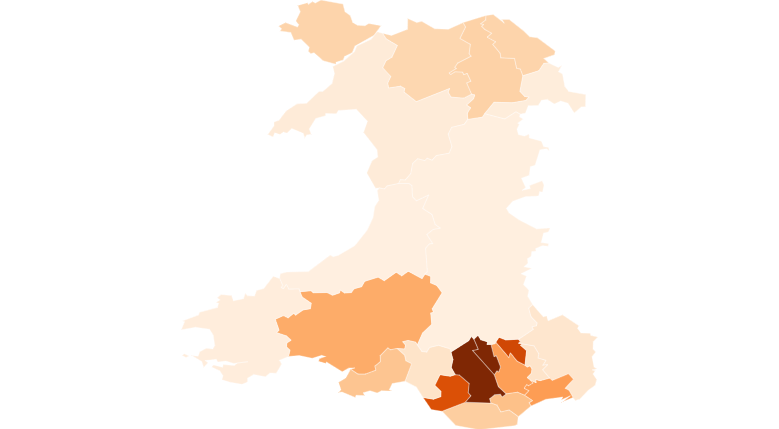 WalesOnline's tweet photo. Public Health Wales has listed several more 'areas of concern' as coronavirus cases across the nation increase

📍Cardiff
📍Swansea
📍Carmarthenshire
📍Vale of Glamorgan
📍Anglesey
📍Conwy
📍Denbighshire
📍Flintshire

https://t.co/nkTSyjGsWB https://t.co/ZRmyczipxM