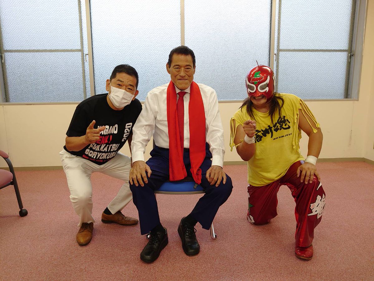 komatsu_yutaka's tweet photo. 四日間にわたる長野元気復活総力祭、無事に終えました。実行委員長として大満足です。大きな一歩を踏み出すことができました。
勇気を持って会場に足を運んでくれた皆さん、出演してくれた皆さん、ボランティアで支えてくれた皆さん、本当にありがとうございました！
#長野元気復活総力祭 #無茶フェス https://t.co/qYgztFTSah