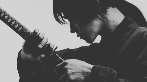 «Ante la injusticia, tu mente debe mantenerse clara y serena, pero tu espíritu debe arder con rabia».

Yagyu Munenori

#tw