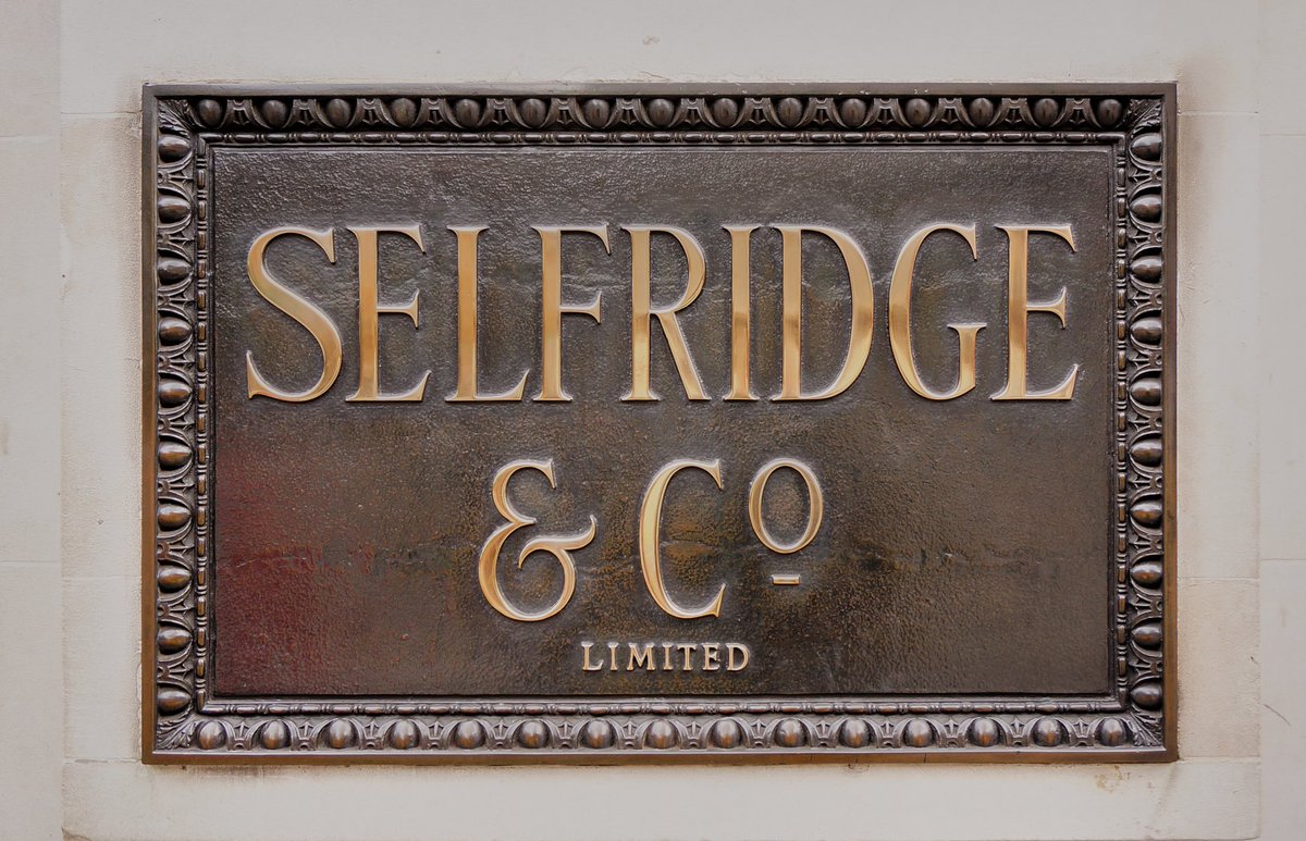Declaration_Gin's tweet photo. We are so thrilled to be listed @Selfridges stores.. ๐ธ๐ข
Since 1909, Selfridges has always been at the vanguard of #luxuryretail and fashion and is a great fit with DG.
Hereโs to a long and wonderful partnership..๐
.
#declarationgin #declaration #selfridges #luxury #retail https://t.co/vZSHeP2qcE