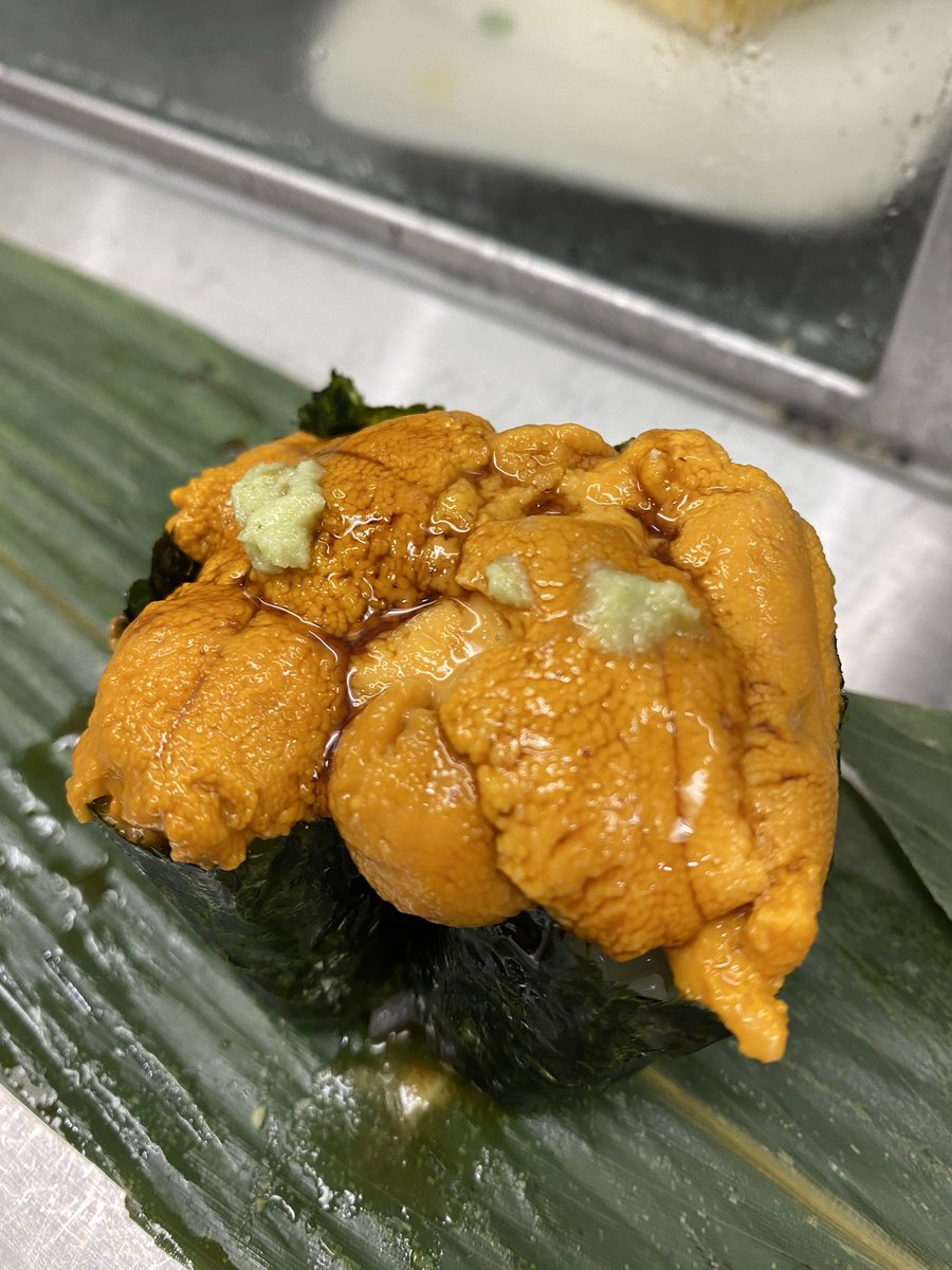 はるみーこ 超超コスパなお寿司やさん 有楽町行く時必ずいく 穴子の柔らかさと言ったら 早いし 美味しいし 安いし 大将も気さくで大好きです 有楽町グルメ 立鮨葵 寿司