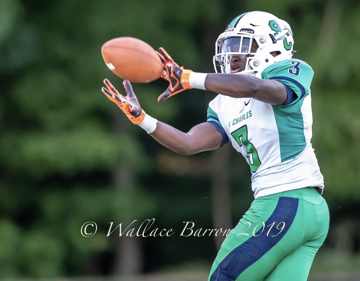 NikkiBJaxx417's tweet photo. Because I miss my youngins playing football so much! @ogscrappy #tbtuesday #StCharlesSpartans #ScrapBeenDat #3isnow2 #SMAC2MEAC #TuesdayMotivation #PhotoCredit ๐ธ Wallace Barron https://t.co/y1FVw9JuNU