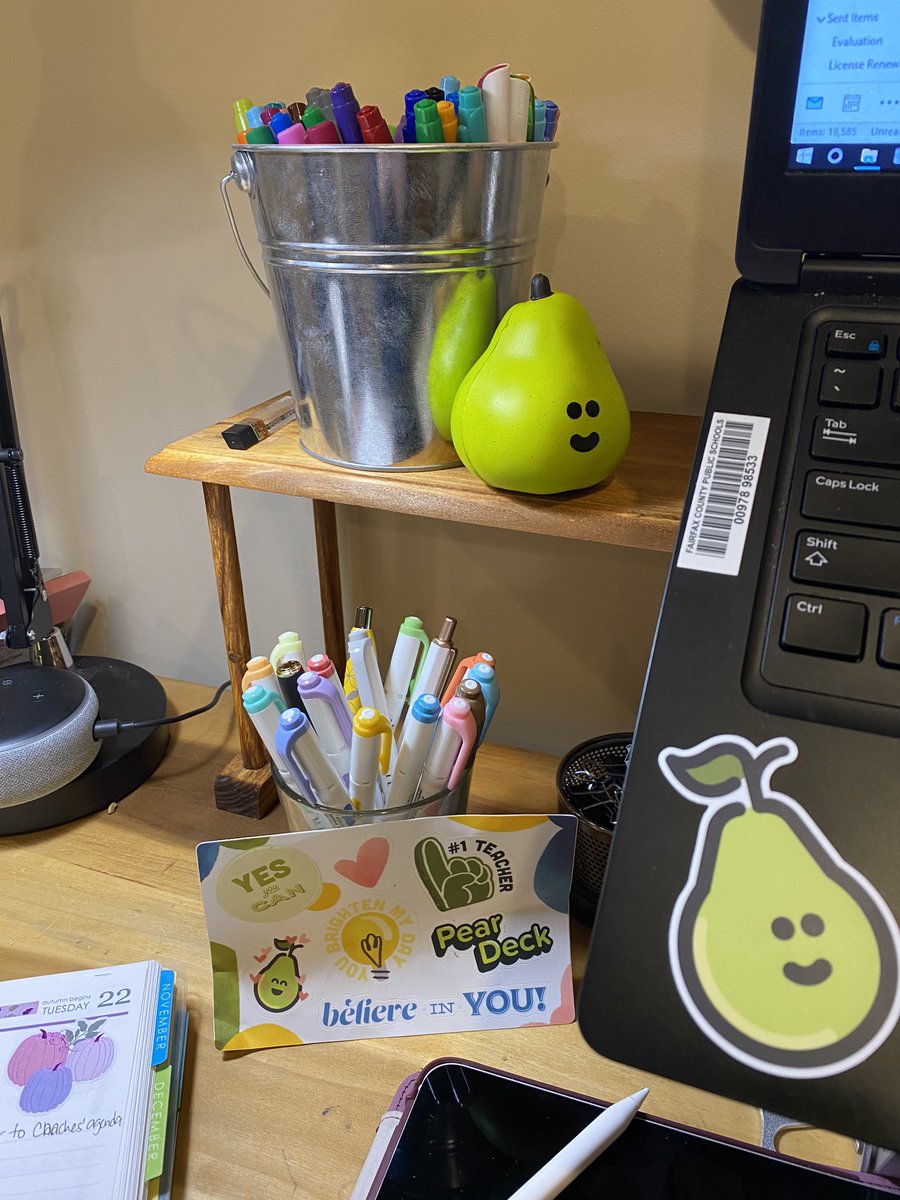 Received some happy mail swag from <a href="/PearDeck/">Pear Deck Learning</a>😍❤️🍐