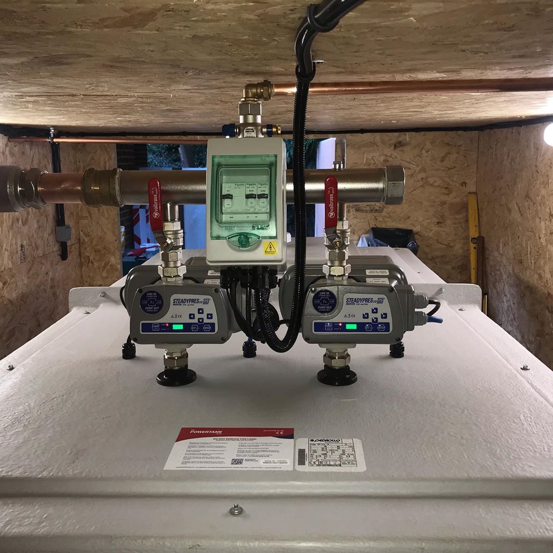 PowerTankUK's tweet photo. Great to see radegast_engineering over on instagram:
Powertank 2500 installed and commissioned 👍💪🎉🌊 over 80 l/min of water at 6.0 Bar . You can fill up a bath in just 1 minute 💪
#waterboost
#waterboosters #plumbing
#pipeperfect
#copperpipe
#lowaterpressure
#waterboosters https://t.co/Rr5UttxPrw