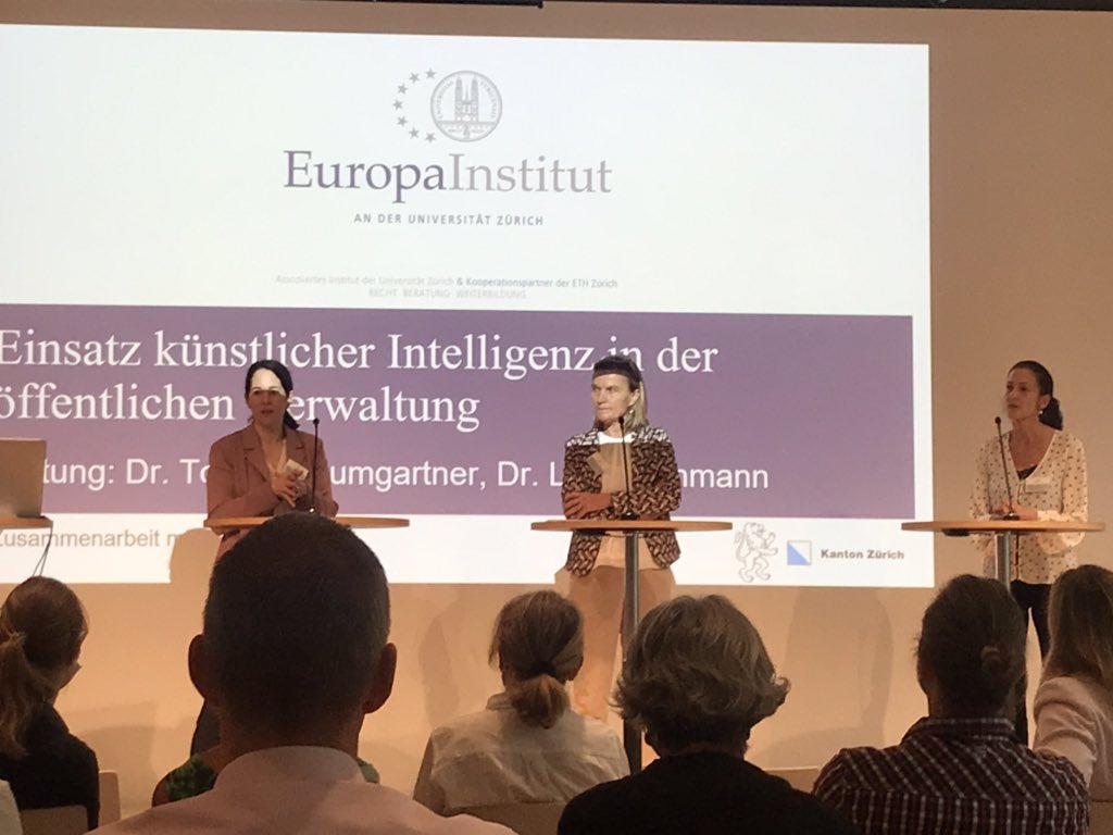 Ja. Ein All-female-Podium mit @braun_binder <a href="/arioli_kathrin/">Kathrin Arioli</a> Elisabeth Ehrensperger <a href="/taswiss/">TA-SWISS (@taswiss@mastodon.social)</a> am Seminar zum „Einsatz künstlicher Intelligenz in der öffentlichen Verwaltung“ des <a href="/EIZ_Zurich/">Europa Institut an der Universität Zürich (EIZ)</a> in Zusammenarbeit mit <a href="/KantonZuerich/">Kanton Zürich</a> <a href="/DigitalZh/">digitalZH</a>.