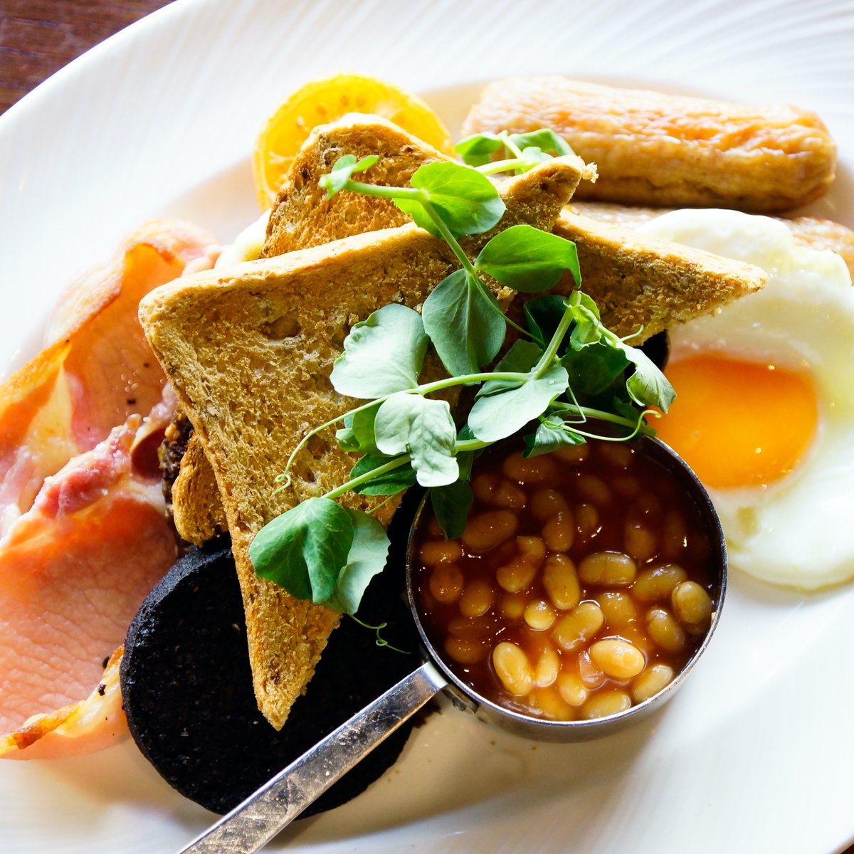 The Waterside Hotel tweet media