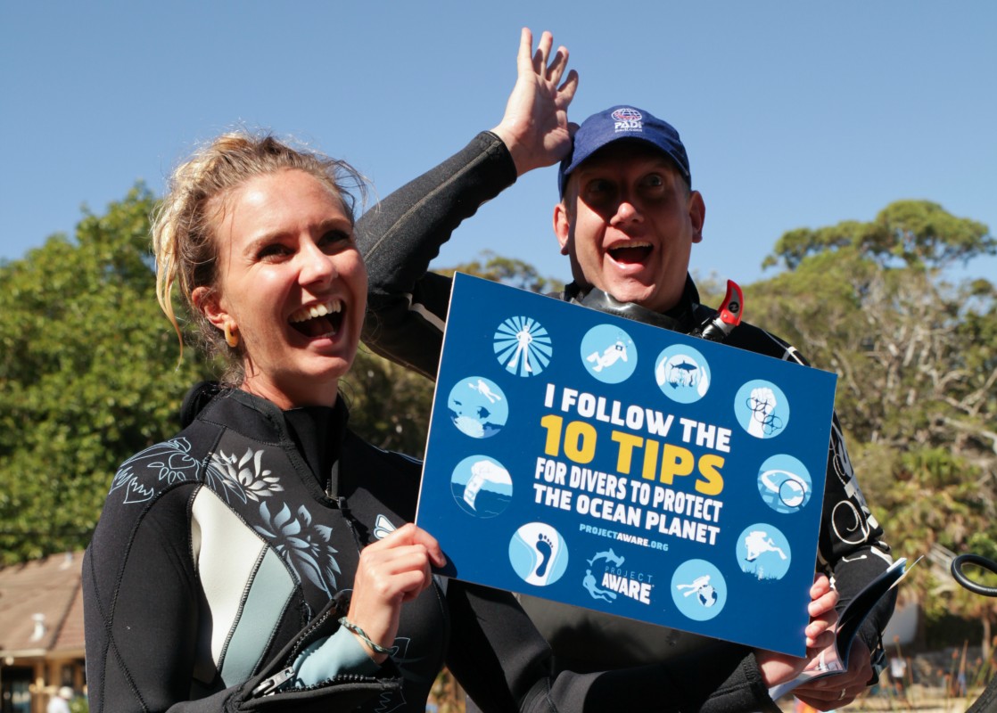 padiaware's tweet photo. The @projectaware specialty focuses on simple actions we can take in our lives to influence change for our ocean planet and become @PADI torchbearers 🌊
Together our local actions create global change. Take the specialty today https://t.co/dOJALaxVk3
#10Tips4Divers #AWAREweek https://t.co/q3hkh55xGA